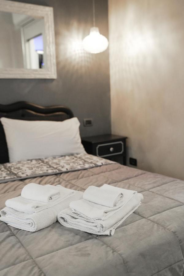 Hotel La Residenza Isabella Mediolan Zewnętrze zdjęcie